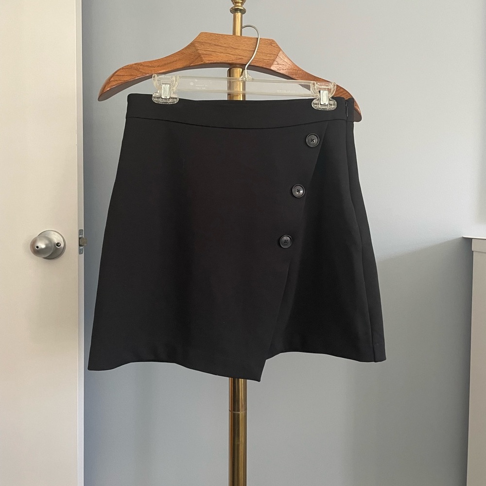 Banana Republic skirt. Size Small. Excellent condition